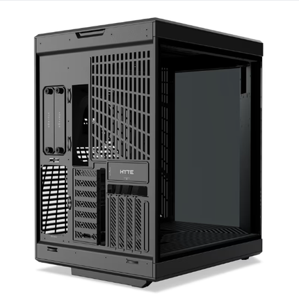 Hyte x Y70 Touch Infinite (version avec écran intégré)